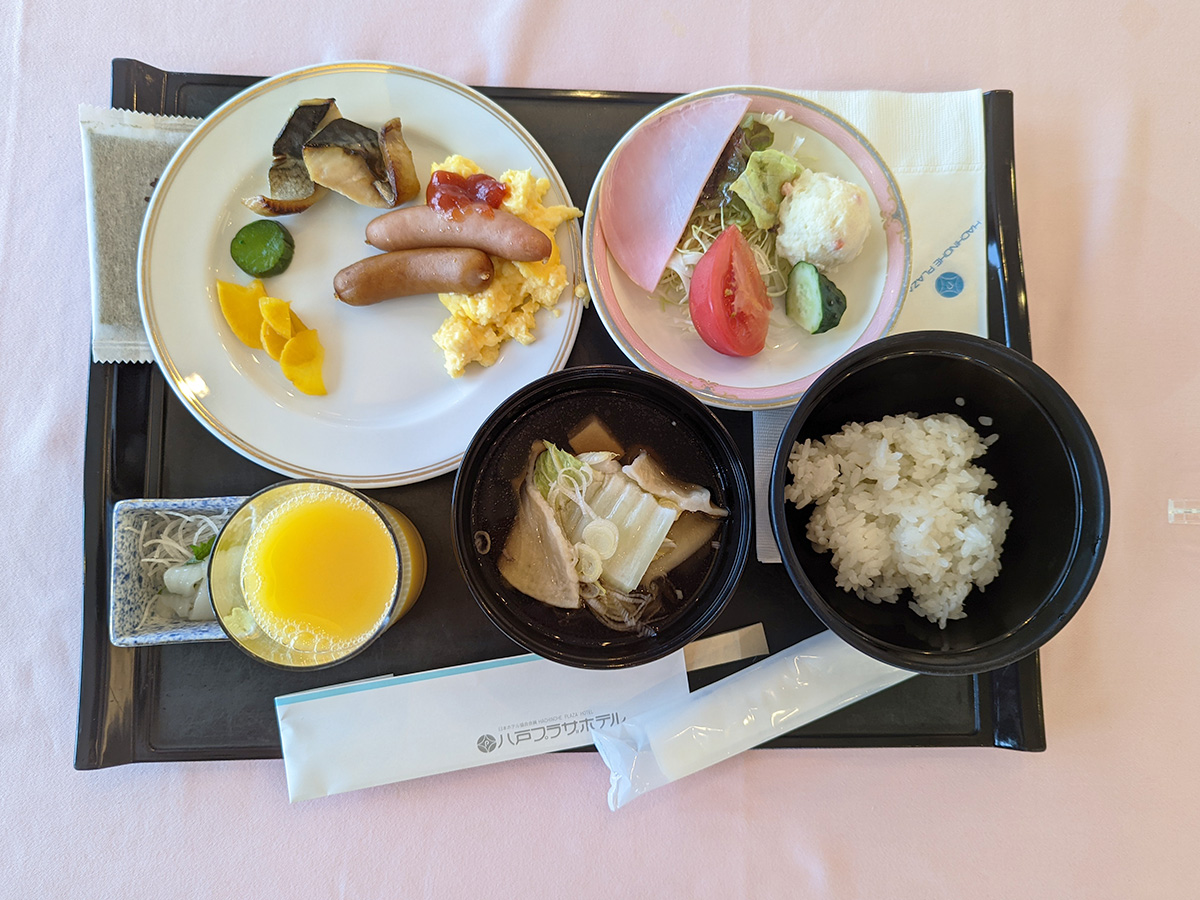 八戸プラザホテル朝食バイキング